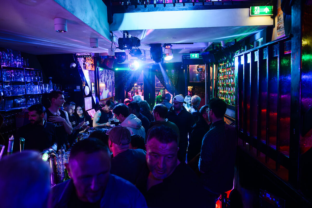 Light beam over a packed crowd at Bar Blend on Reguliersdwarsstraat Amsterdam