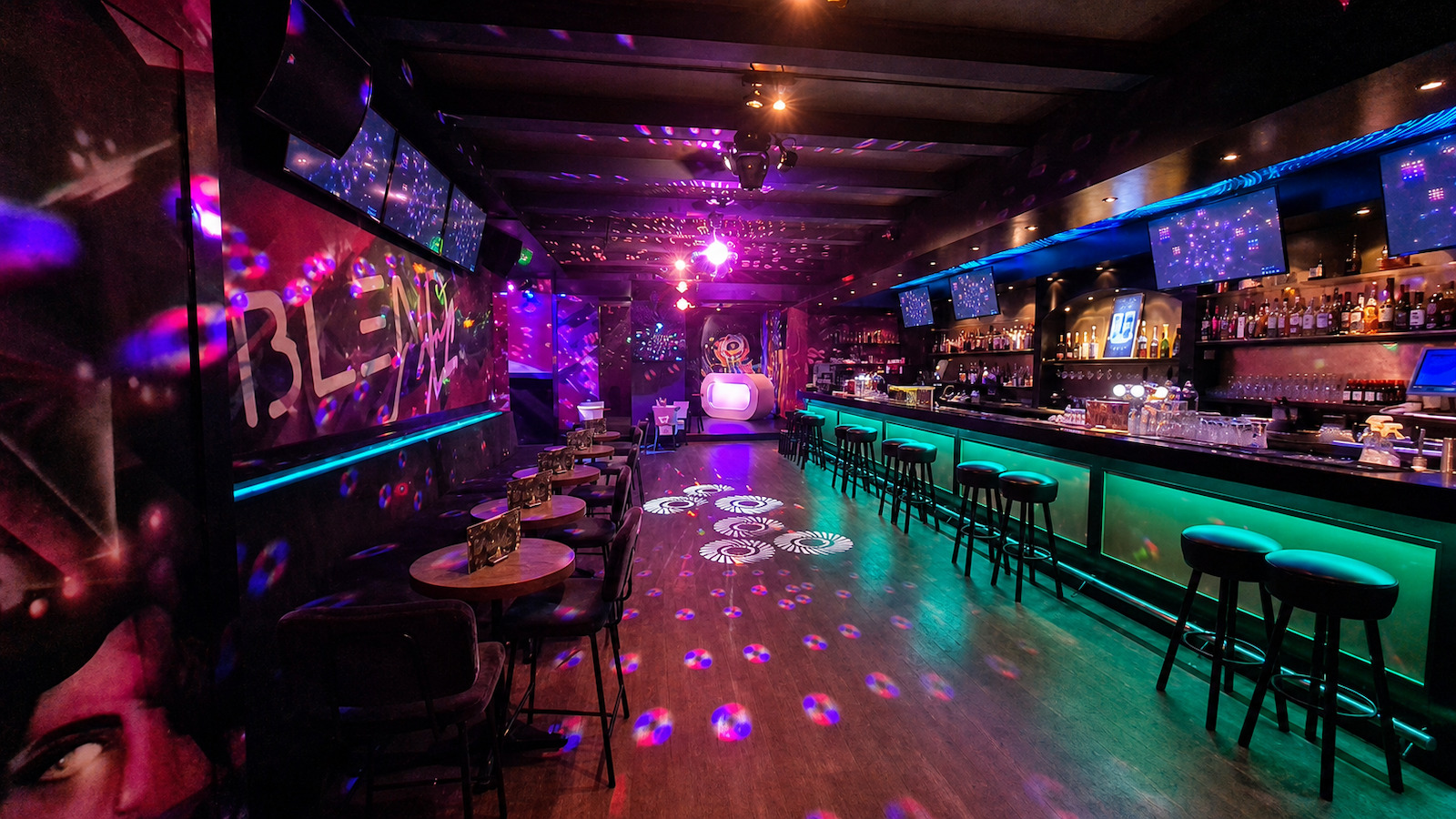 Blend XL main room: bar and dance floor The main room at Blend XL Amsterdam with the bar and dance floor under club lighting, set up for a private event